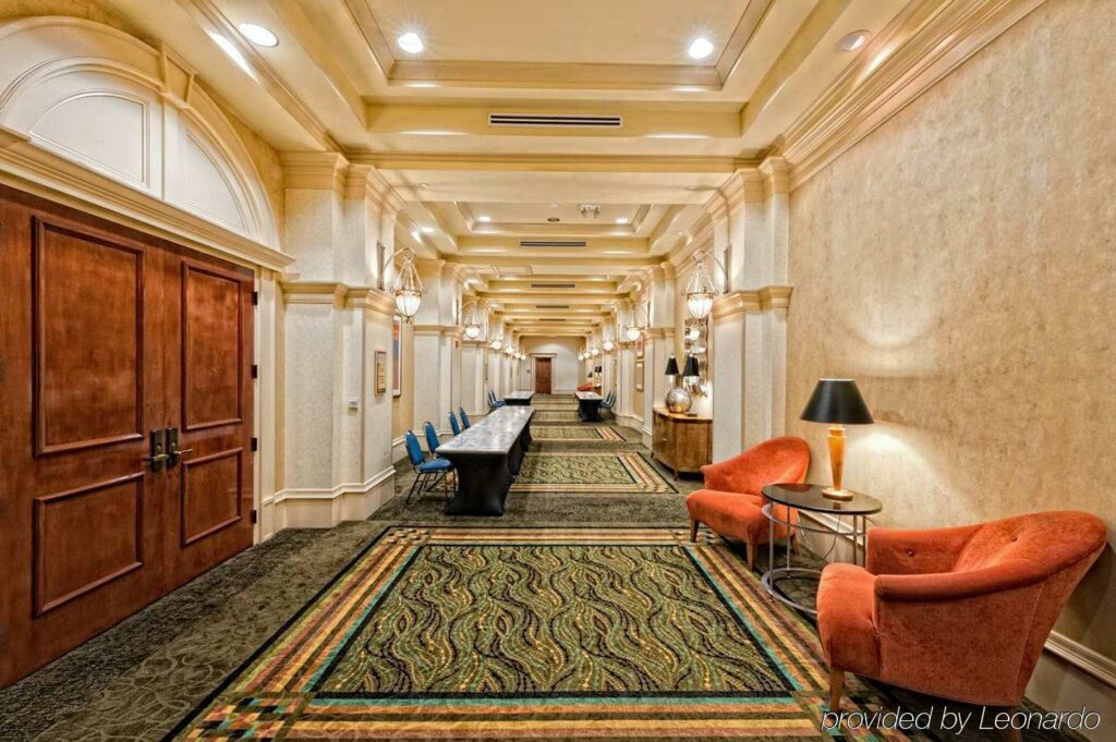 Hilton Naples hotel interior