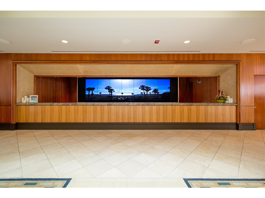 Loews Santa Monica, lobby video wall